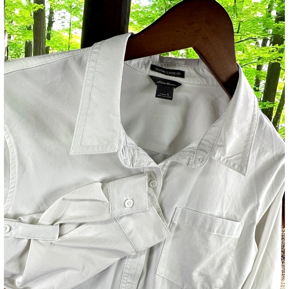 Eddie Bauer Shirt Women Large Roll Tab Modern Classic Fit White Pocket‎ Stretch